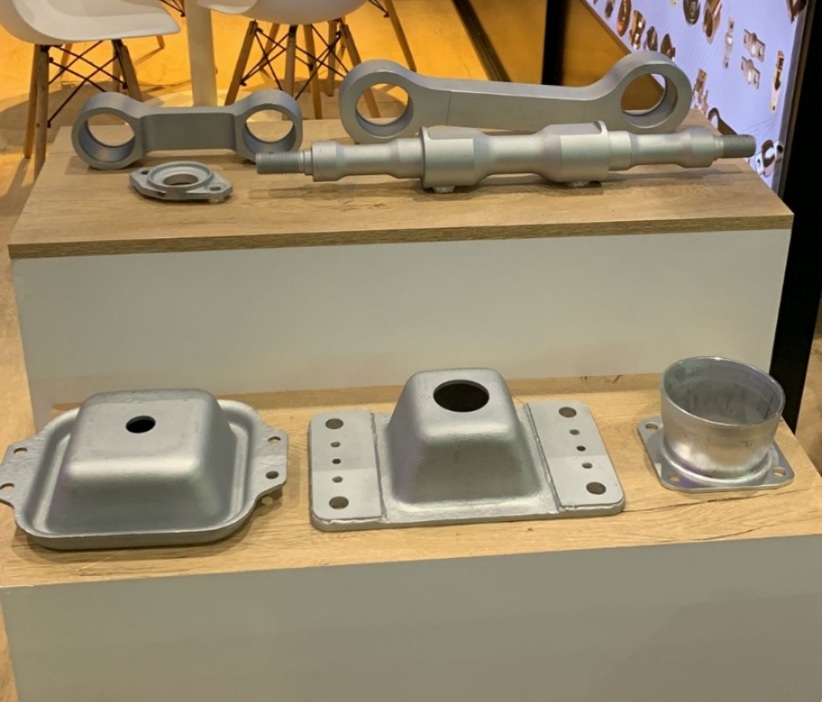 Akomek machined parts