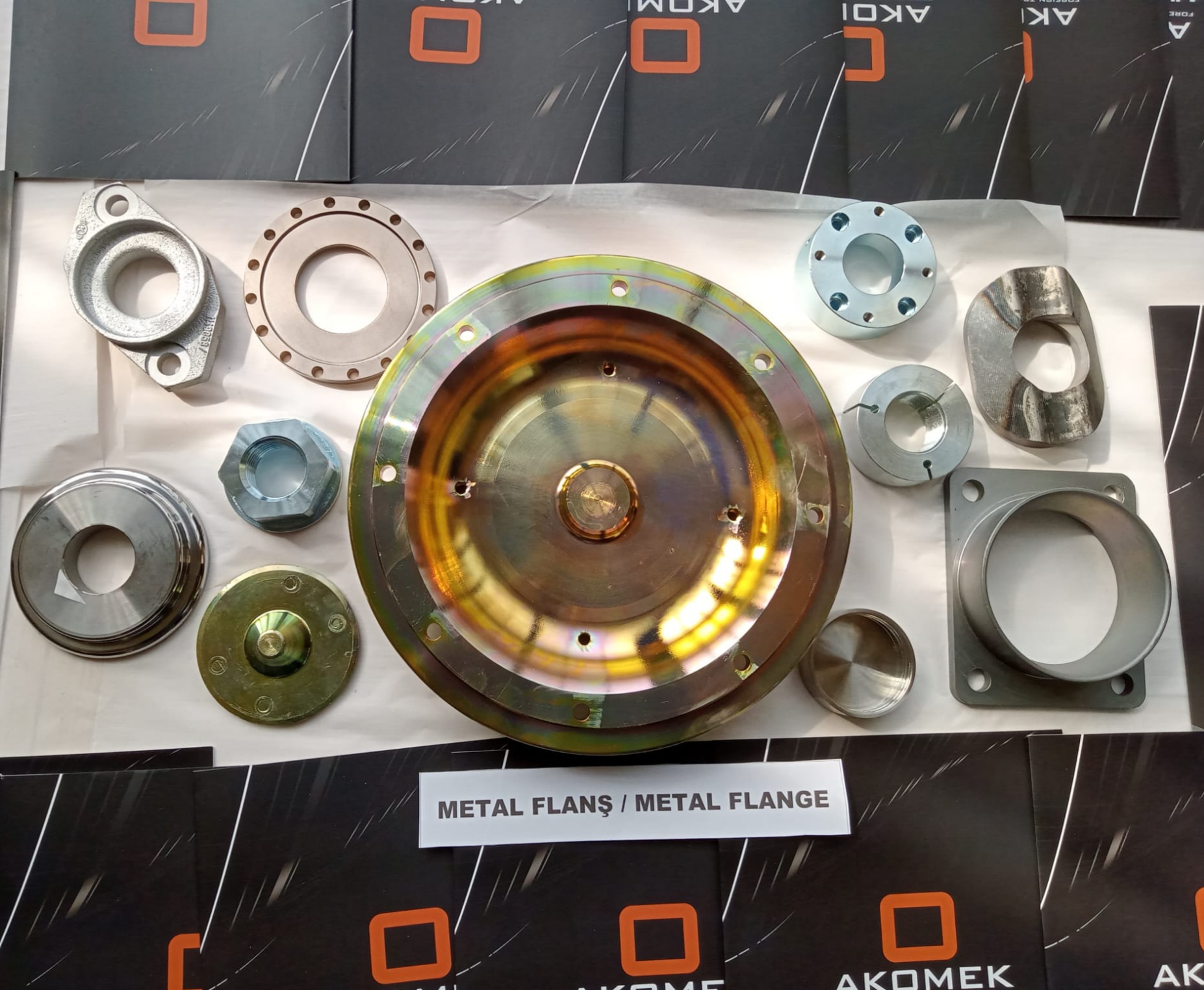 Akomek machined parts